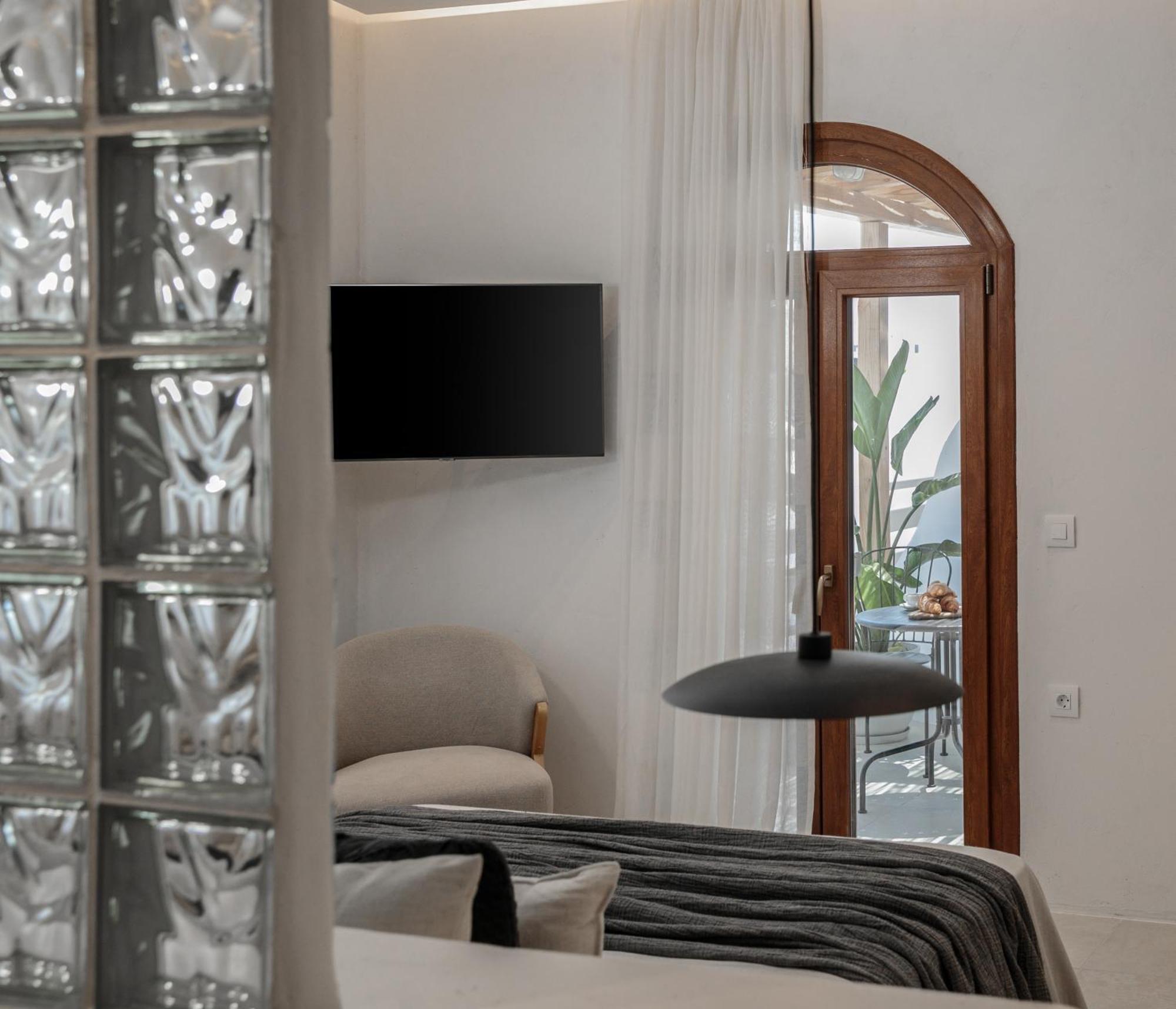 Naxian Aura Suites Naxos City Ngoại thất bức ảnh